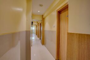 Fabhotel Starwood Residency