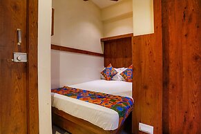 Fabexpress Super 7 Inn