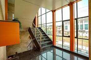 Fabexpress Super 7 Inn