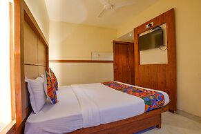 Fabexpress Super 7 Inn