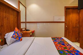 Fabexpress Super 7 Inn