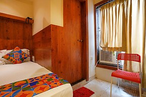 Fabexpress Super 7 Inn