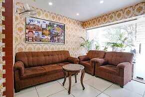 Fabhotel Gargi Deluxe