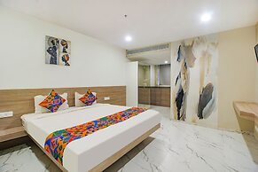 Fabhotel Ssr Fern Suites