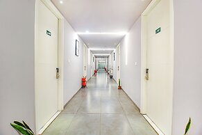 Fabhotel Ssr Fern Suites