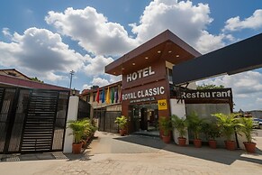Fabhotel F9 Mall Road