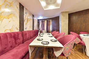 Fabhotel F9 Mall Road