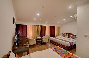 Fabhotel F9 Mall Road