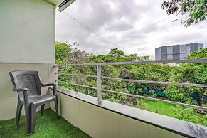 Fabhotel Vardhan House