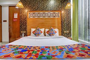 Fabhotel Vardhan House