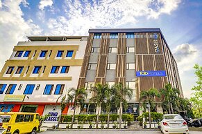 Fabhotel Prime Oasis Blue