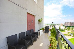 Fabhotel Sapphire 83