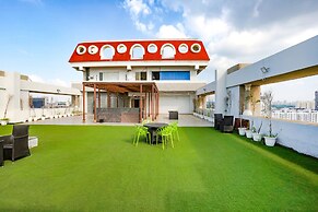 Fabhotel Sapphire 83