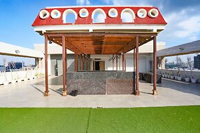 Fabhotel Sapphire 83