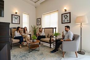 Fabhotel K9 Villa