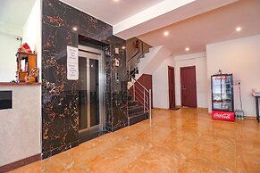 Fabhotel Lime Tree
