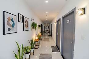Fabhotel Premium Kashi