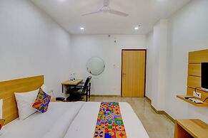 Fabhotel Premium Kashi