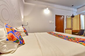 Fabexpress Shekhawati Palace