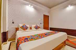 Fabexpress Shekhawati Palace