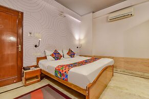 Fabexpress Shekhawati Palace