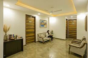 Fabhotel White House Bnb