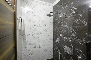 Fabhotel White House Bnb