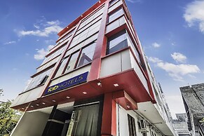 Fabhotel Jindal Palace