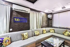 Fabhotel Jindal Palace