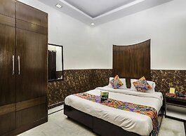 Fabhotel Jindal Palace