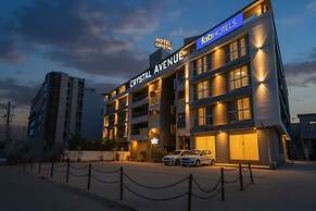 Fabhotel Crystal