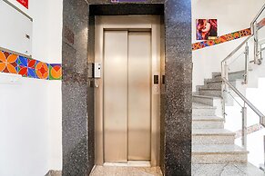 Fabhotel Emoji Stays