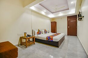 Fabhotel Sanskar