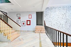 Fabhotel Classic Holiday