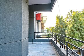 Fabhotel Classic Holiday