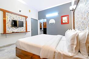 Fabhotel Classic Holiday