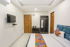 Fabhotel Shiv Rachna