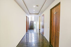 Fabhotel Shiv Rachna