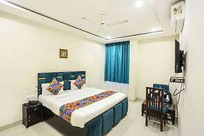 Fabhotel Shiv Rachna