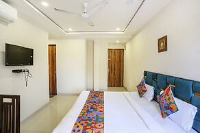 Fabhotel Shiv Rachna