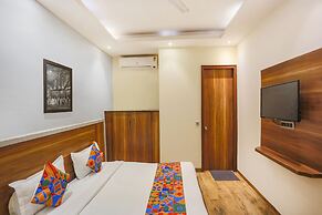 Fabhotel Royal Touch