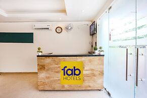 Fabhotel Royal Touch