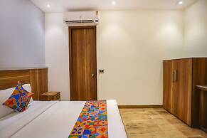 Fabhotel Royal Touch