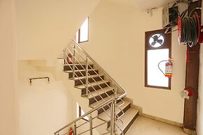 Fabhotel Royal Touch