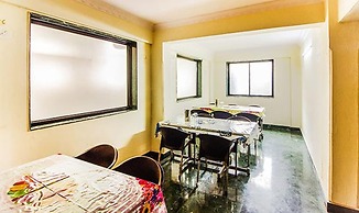 FabHotel East Field Homes