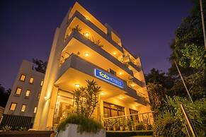 Fabhotel Bmk Grand