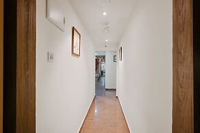 Fabhotel Prime Middleton