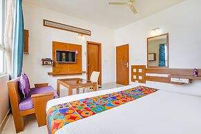 FabHotel Emirates Suites