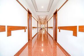 FabHotel Emirates Suites