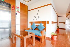 FabHotel Emirates Suites